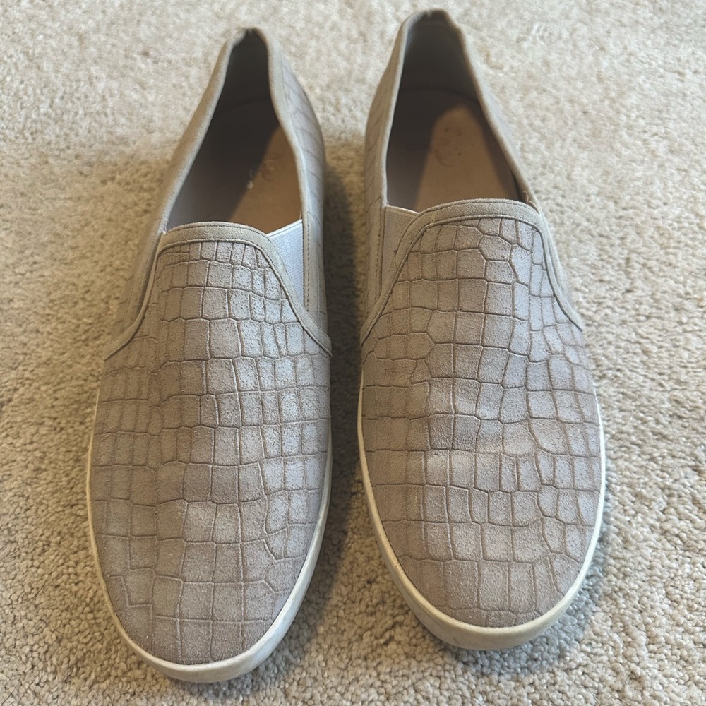 Vince Tan Women’s Slip On Sneaker